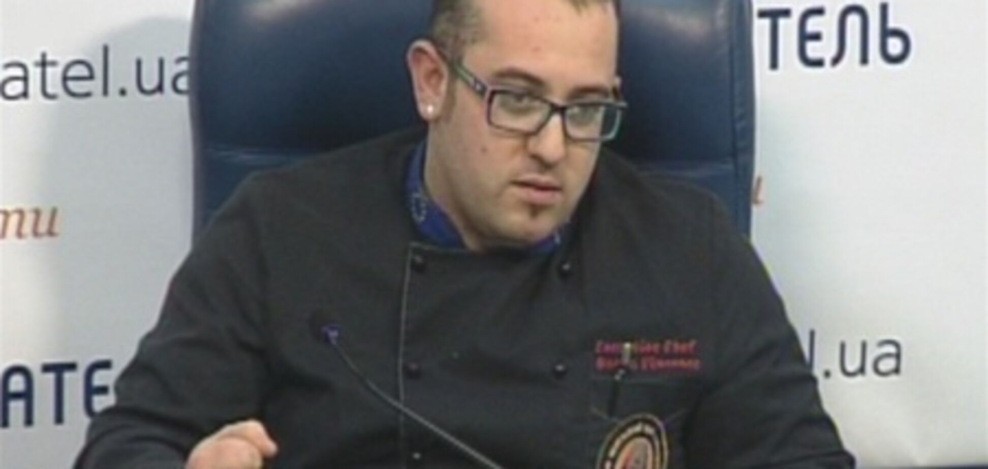 Итальянский шеф-повар представил рецепт тирамису. Видео