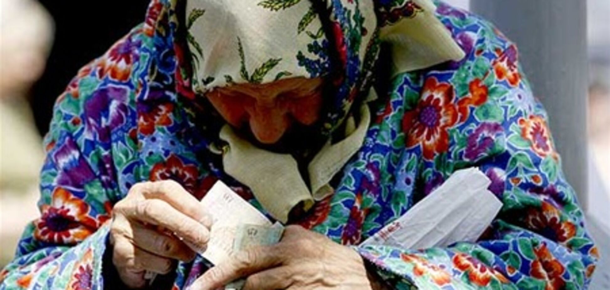 Подзаработать пенсионерам можно, вернувшись в пионерию