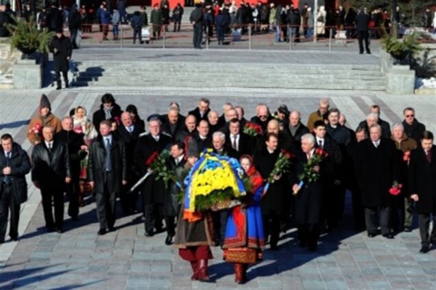 Азаров: идеи Шевченко - бессмертны