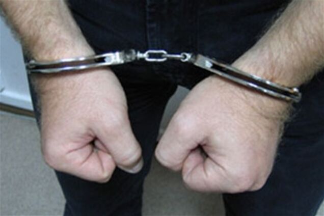 Четверо мужчин пытались ограбить райсовет в Киеве