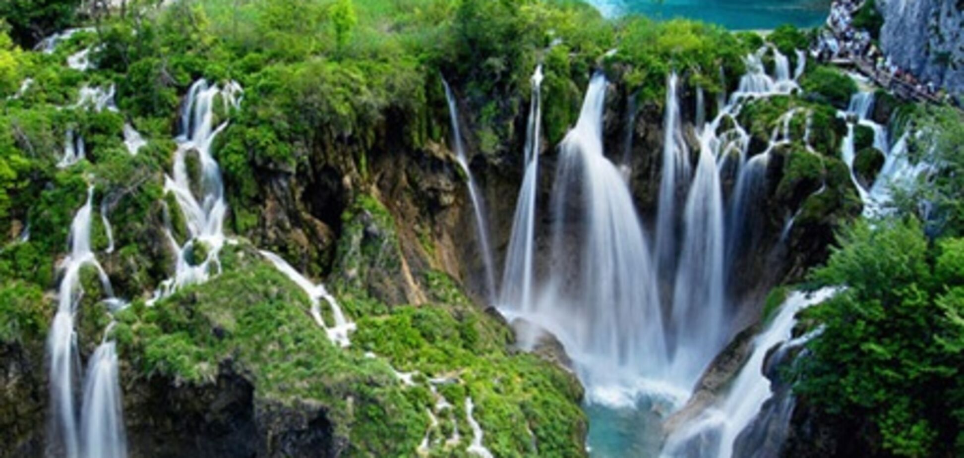 С 1 апреля украинцы могут ездить в Хорватию без виз