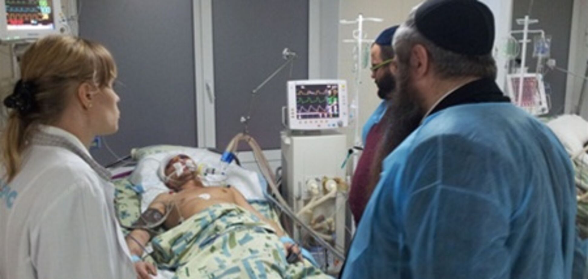 В центре Киева жестоко избили студента-еврея. Фото