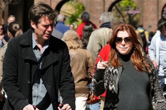 Ханниган дышит свежим воздухом в парке. Фото