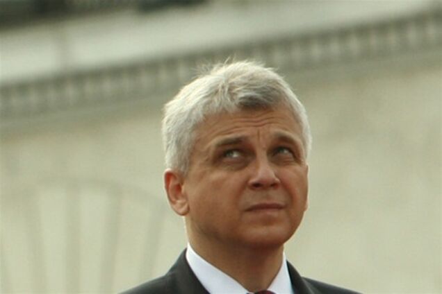 Жена Иващенко: моего мужа не лечат