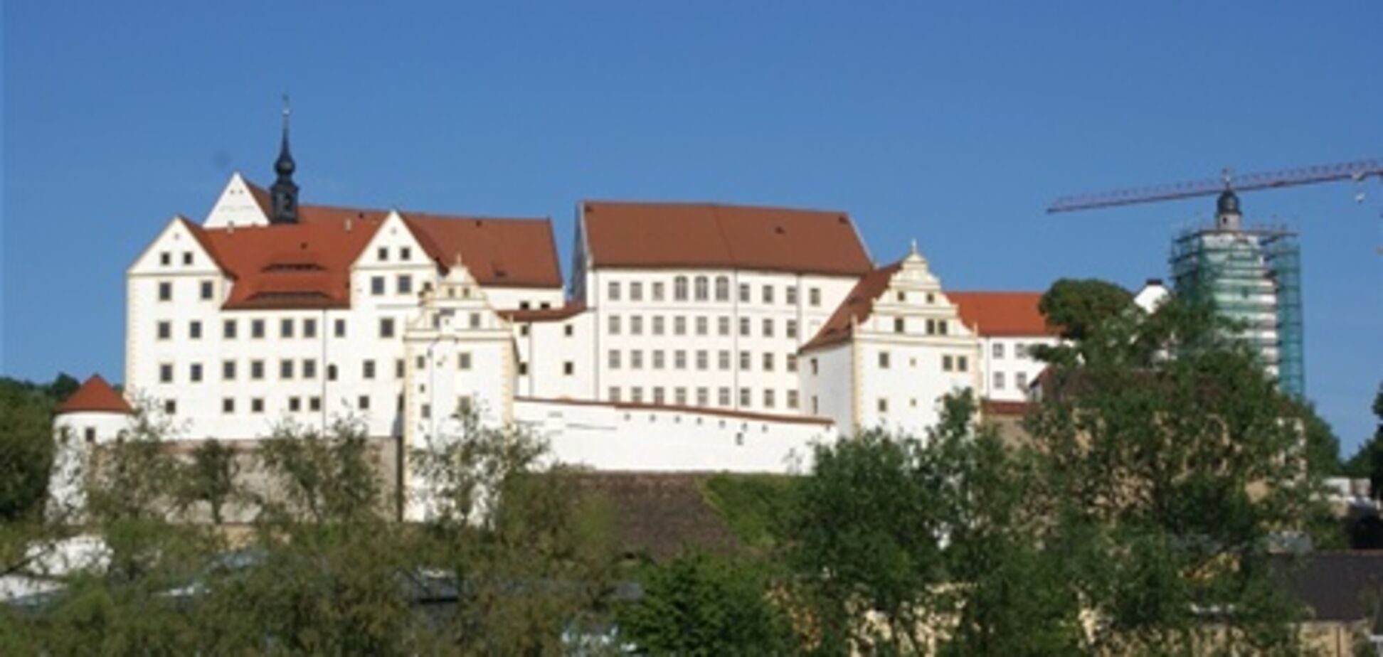 В бывшей нацистской тюрьме открылся отель