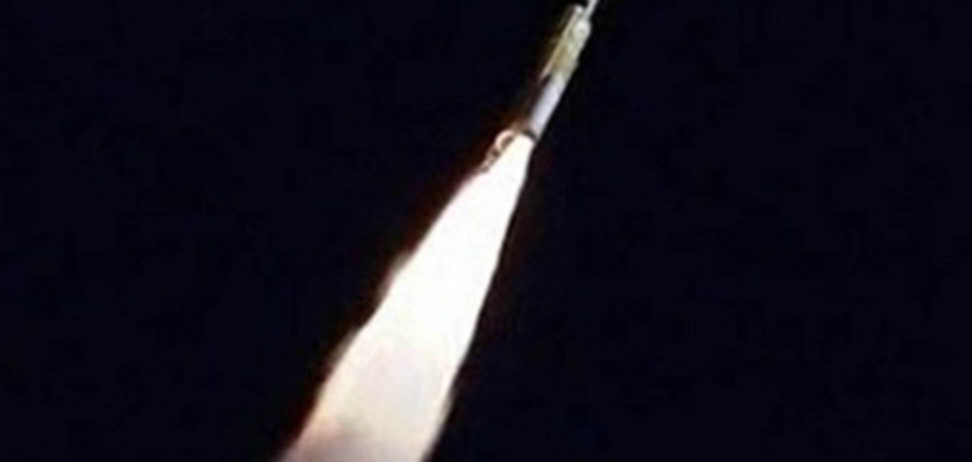 Северная Корея начала заправку ракеты топливом