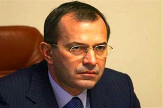 Клюєв: системні кроки влади допоможуть пройти економічні складності