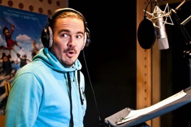 Актеры продолжают озвучивать фильмы на украинский… в «кустарных» условиях