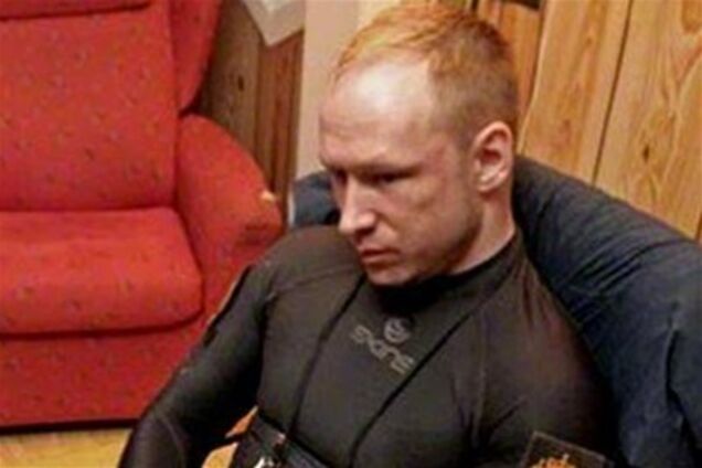 Убийство 77-ми человек Брейвик объяснил самообороной