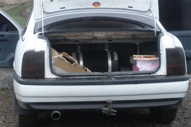 Контрабандисты с наркотиков переключились на детские раскраски.Фото