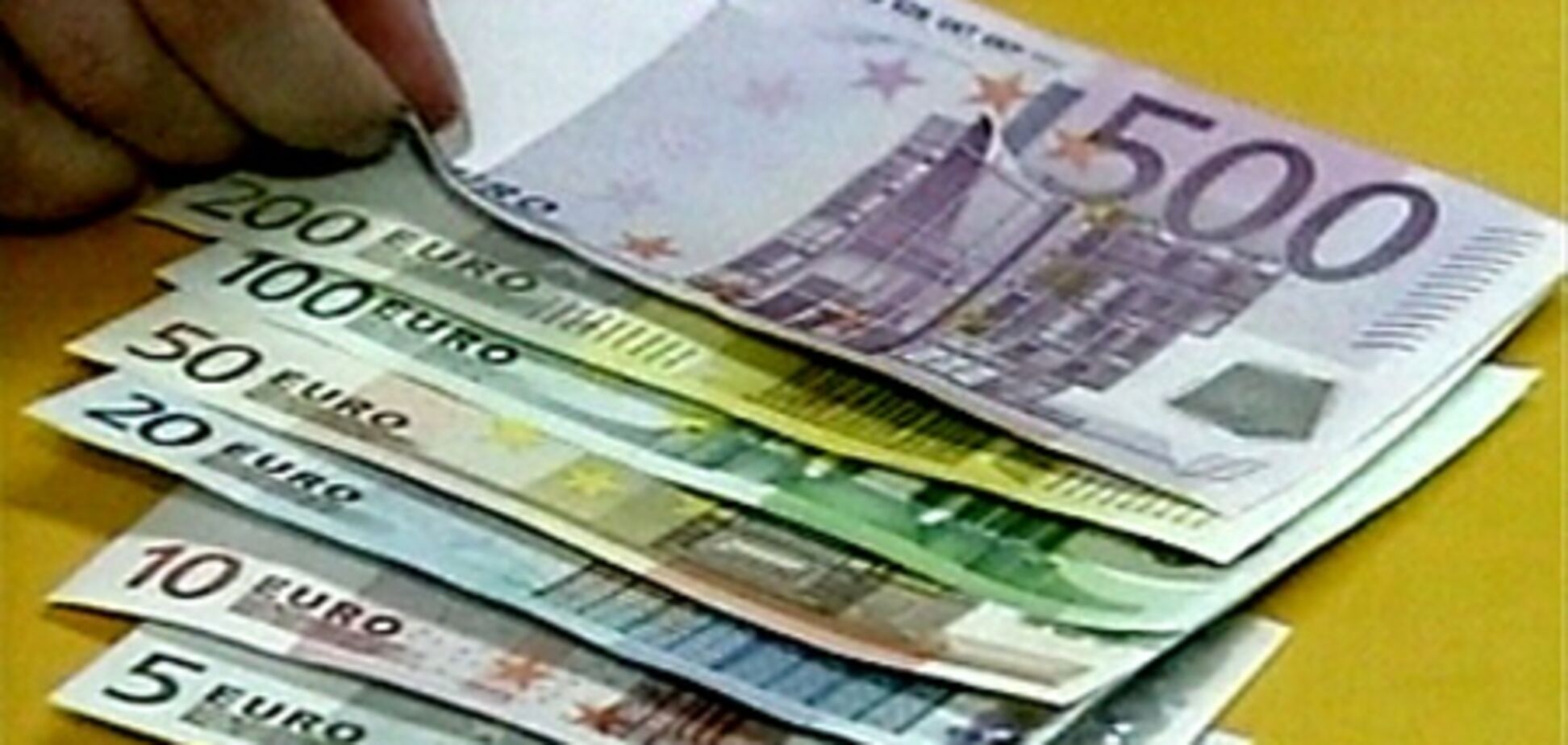 НБУ снизил курс евро