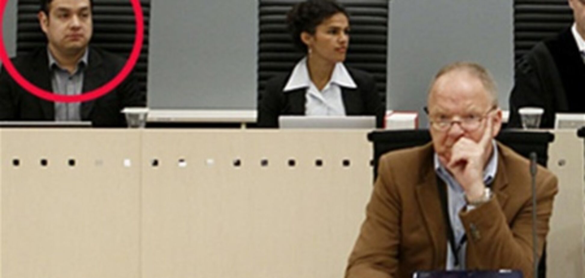 Судью Брейвика отстранили от процесса за призыв к смертной казни