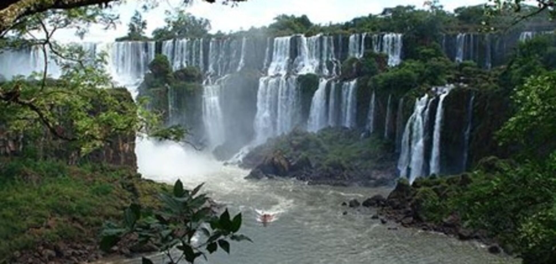 У Бразилії через посуху пересохли водоспади Ігуасу