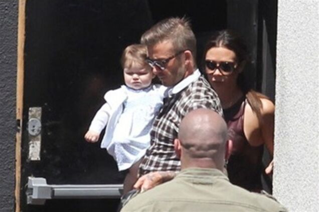 Бекхэмы празднуют день рождения Вики. Фото