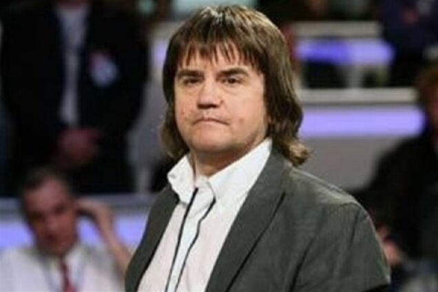 Мороз сознательно 'уходит в тень' - политолог