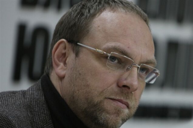 Захист Тимошенко заявив відвід прокурору Лобачу