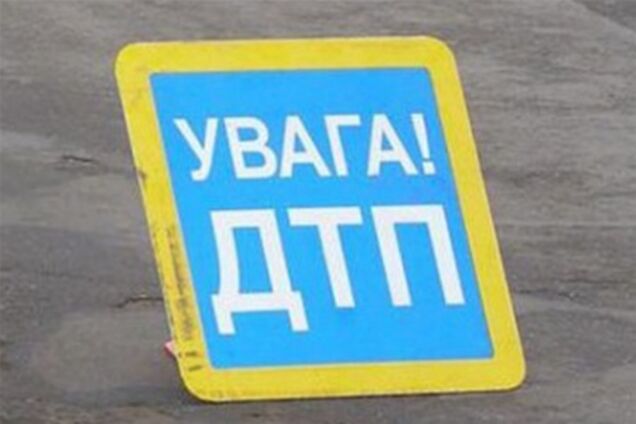 Вице-мэр Львова на BMW врезался в дерево