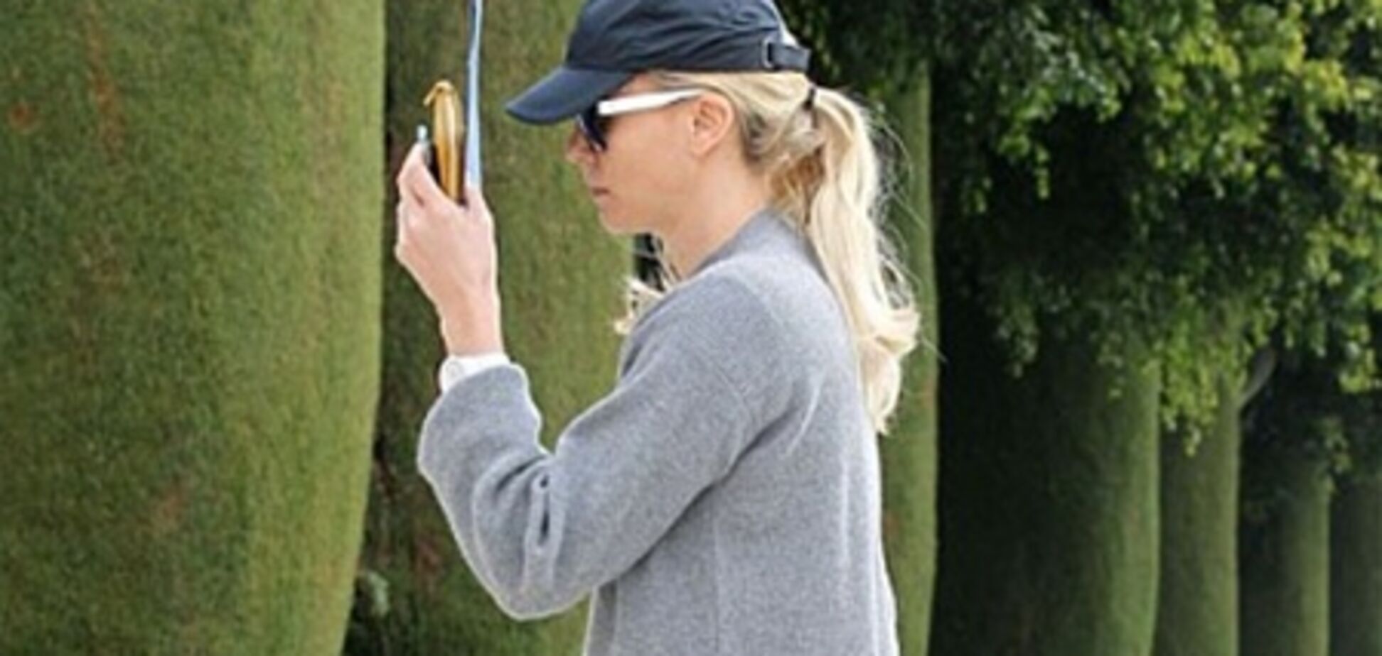 Шарлиз Терон нуждается в охране. Фото