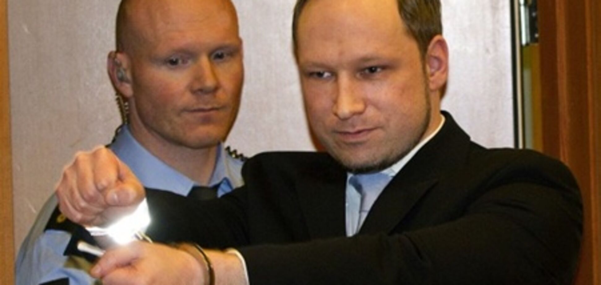 Брейвик хочет создать из бывших зеков новую неонацистскую сеть