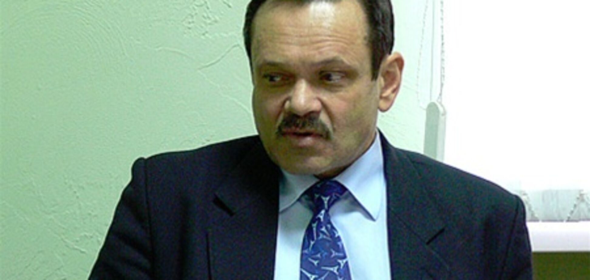 Бородыня знает, почему в Украину нелегально ввозится обувь, 02 апреля 2012