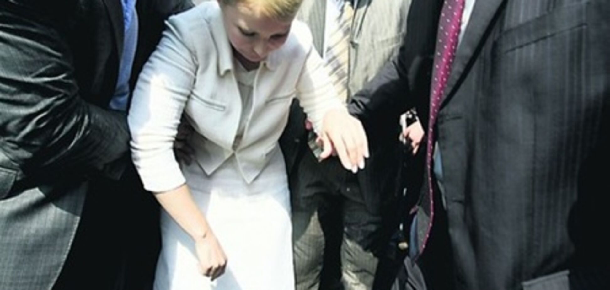 Боль в спине преследует Тимошенко из-за вины или предательства - психиатры