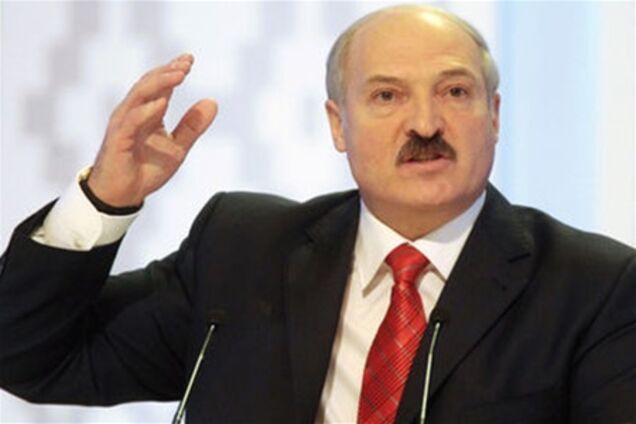 Лукашенко помилует политзаключенных лишь в случае их обращения