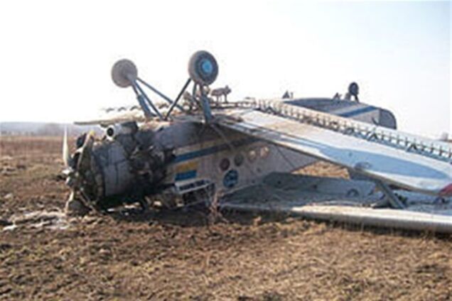 На Сумщине при взлете перевернулся самолет