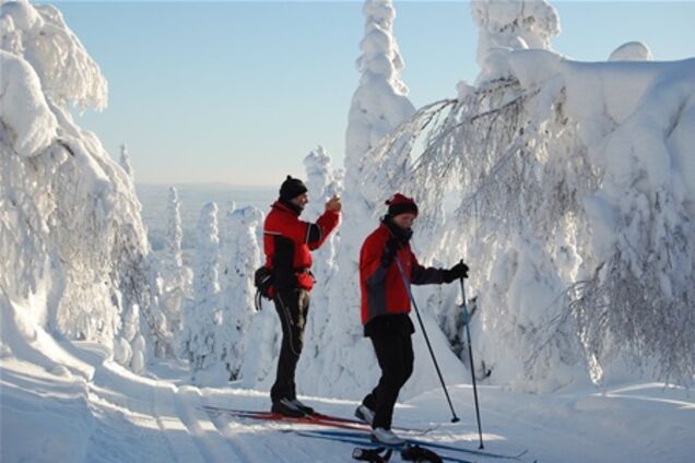 Финляндия предлагает летнее катание на лыжах