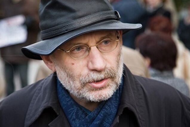 Борис Акунін: чекаємо Ланцелота