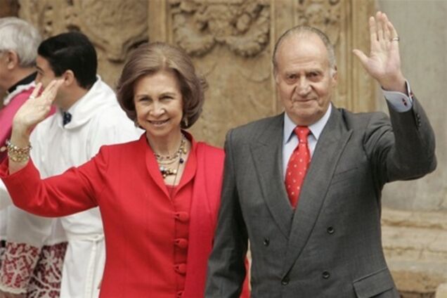 74-летний король Испании изменяет супруге?
