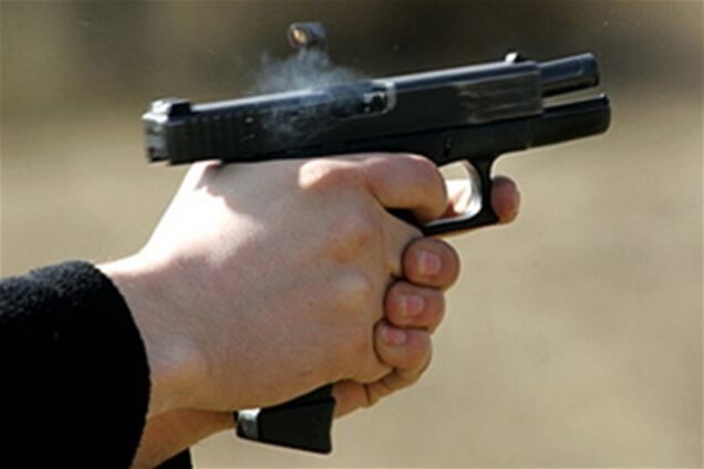 В Днепропетровске неизвестный устроил стрельбу по детям