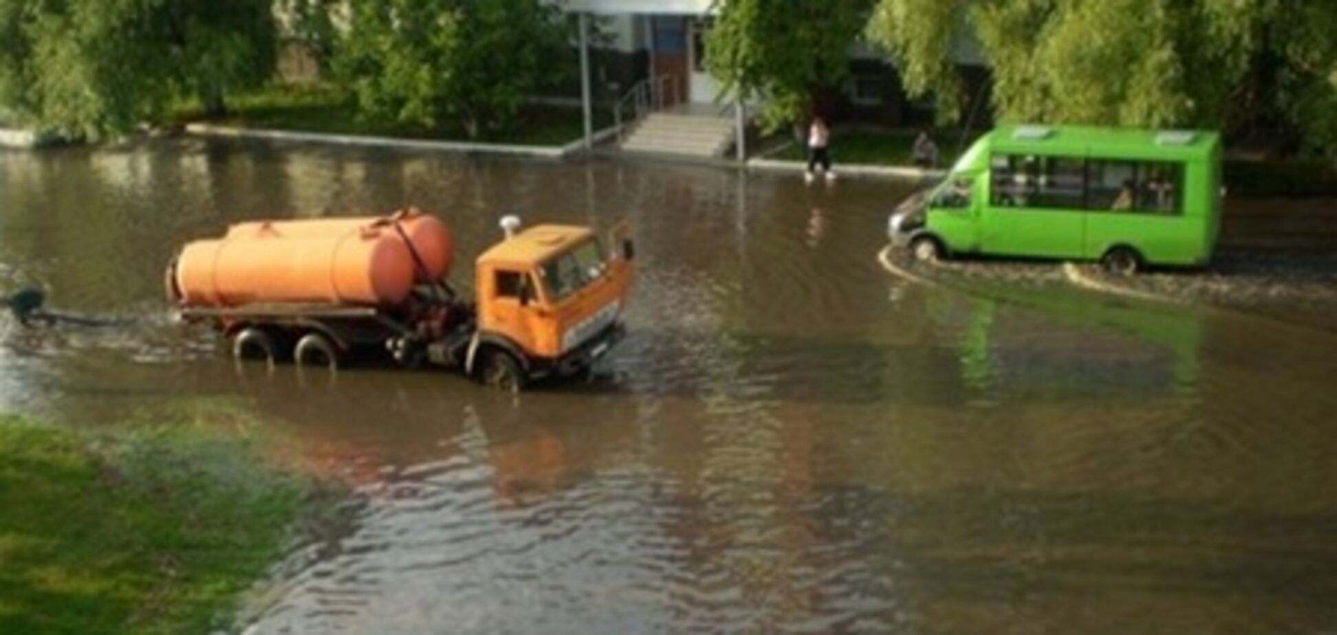 Один из районов Луганска превратился в «Венецию»