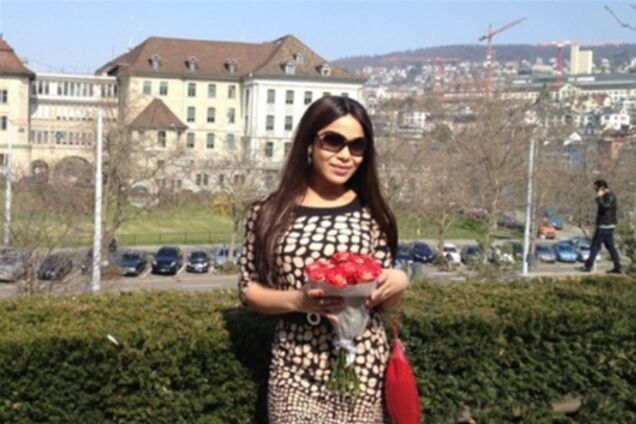 Гайтана потеряла голос?