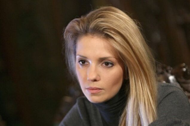 Дочка Тимошенко побачила на тілі матері синяк діаметром 10 см