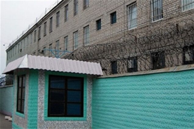 Депутаты и дочь Тимошенко прибыли в Качановскую колонию