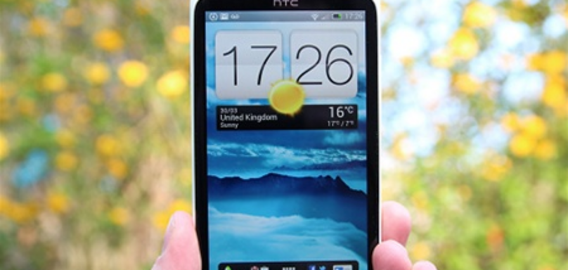 В Украине стартовали продажи первого четырехъядерного смартфона 