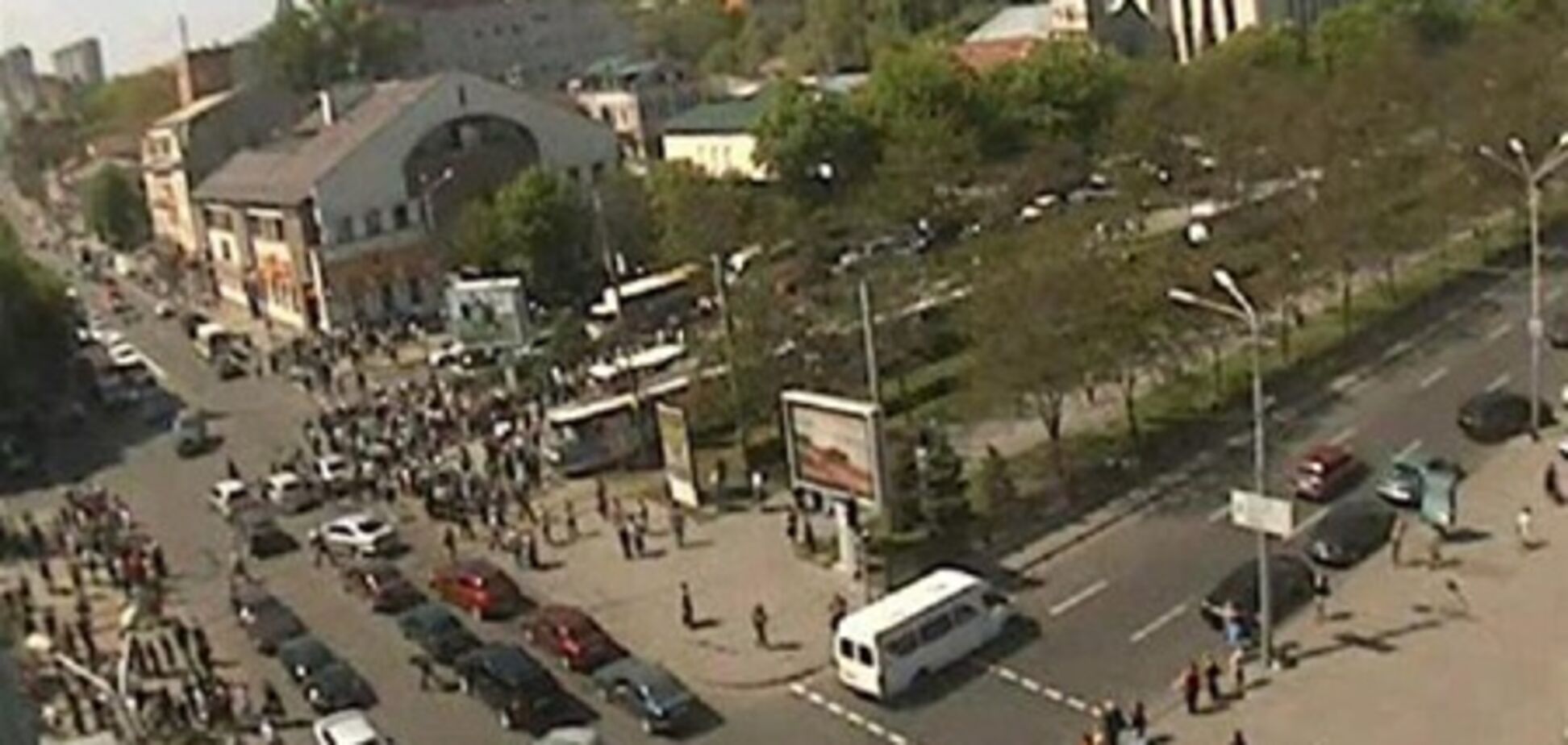 МЧС сообщает о 14 пострадавших от взрывов в Днепропетровске
