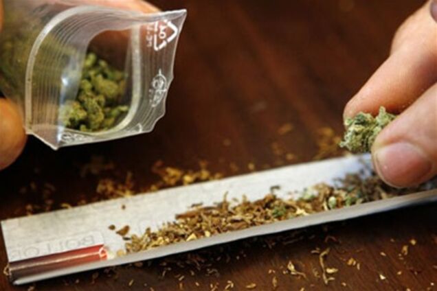 Суд признал законным запрет на продажу марихуаны иностранцам