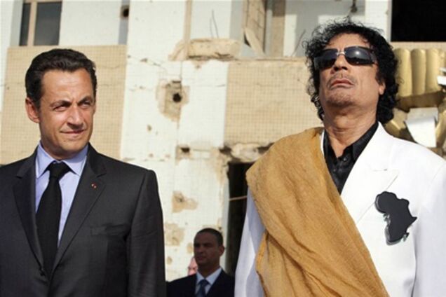 СМИ Франции: Каддафи финансировал Саркози в 2007 году