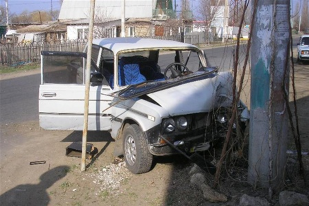 Ситуация на дорогах за 2 апреля: 61 ДТП, 12 погибших