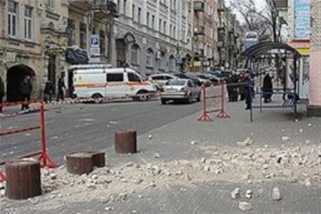 Во Львове обвалилась гостиница