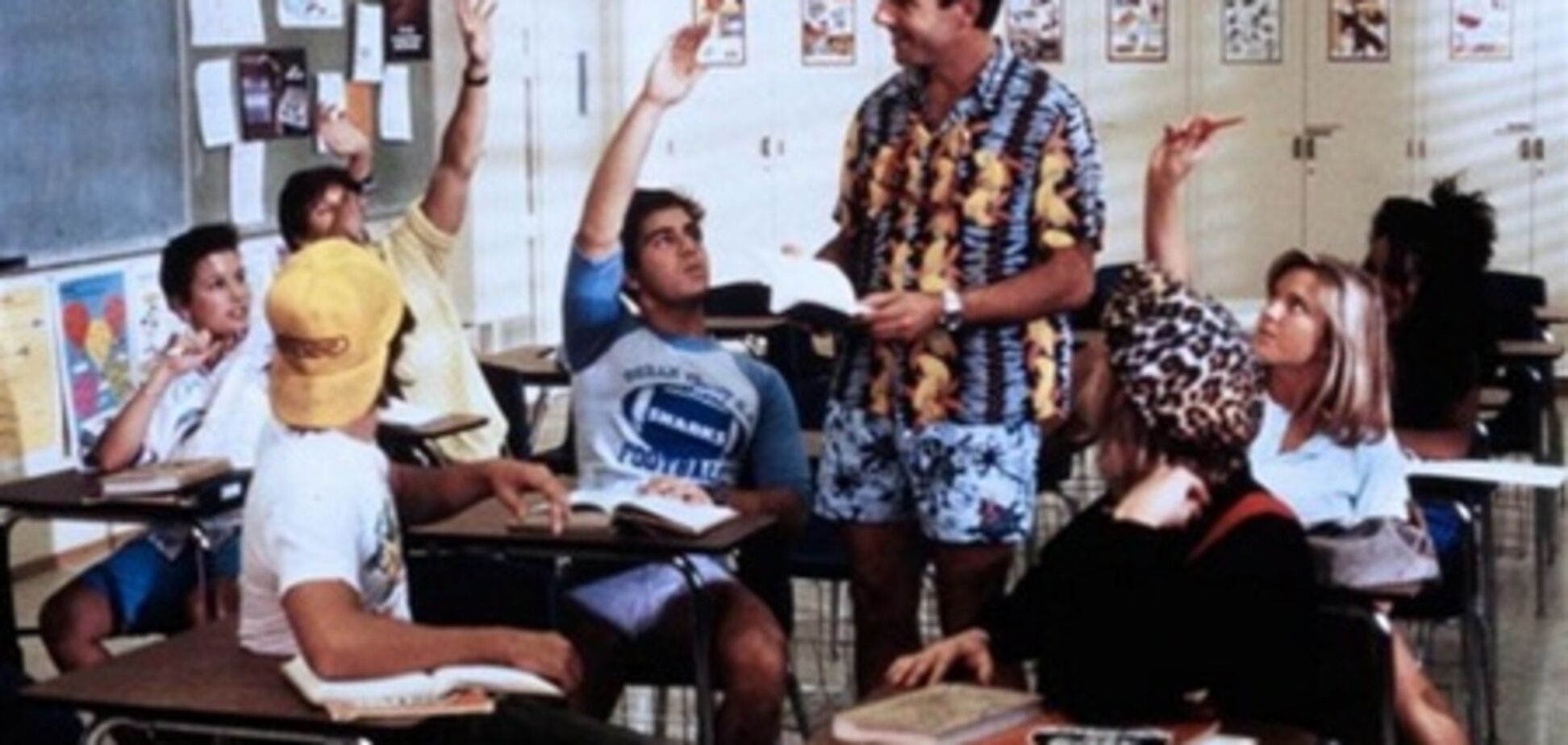 Адам Сэндлер отправится в «Летнюю школу»