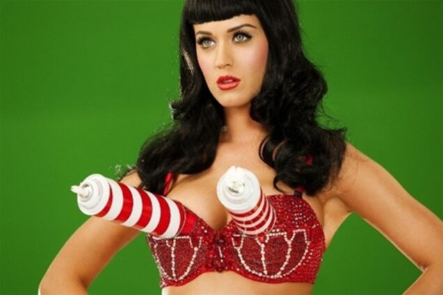 Перри представила часть фильма о себе. Видео