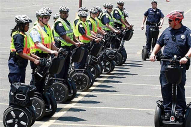 В Карловых Варах полицейским выдадут сигвеи