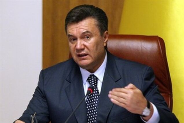 Янукович поручил элите нации заняться экономическими реформами 