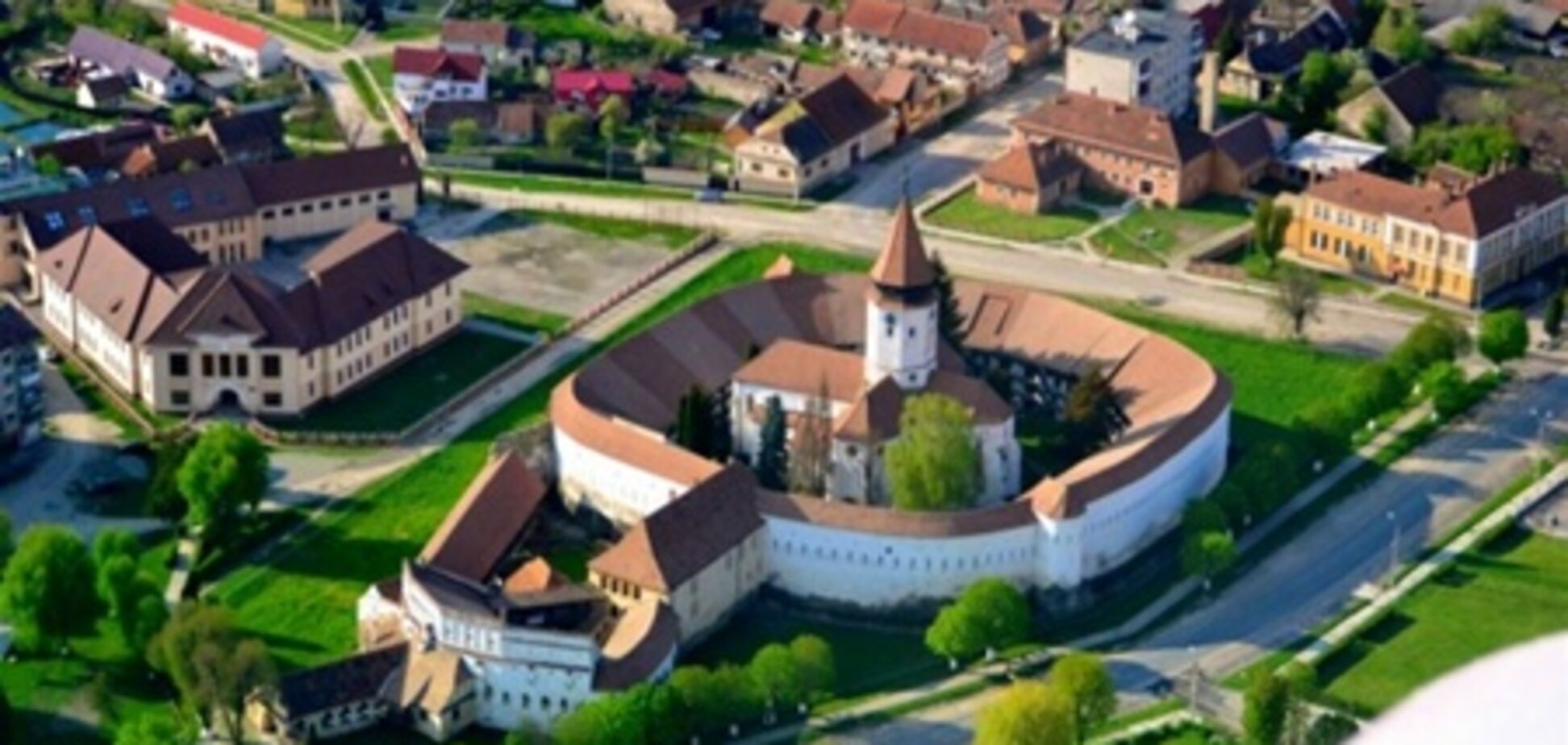 Румыния хочет сделать более привлекательными Рышнов и Пояна-Брашов