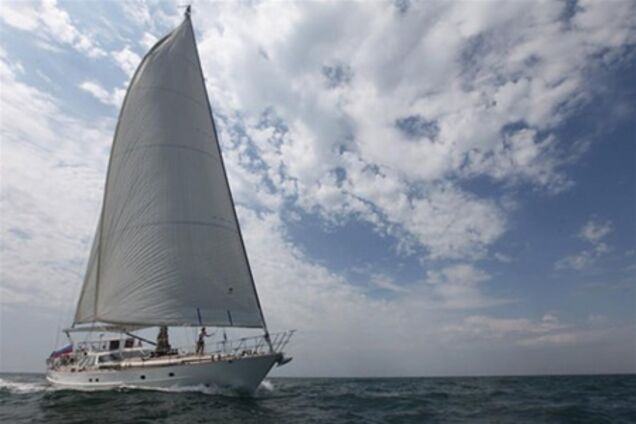Экипаж яхты с украинцами на борту, пропавшей в Антарктиде, вышел на связь