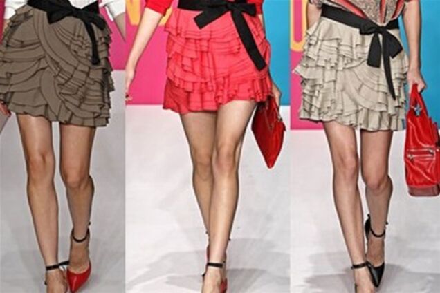 5 причин носить короткую юбку. Фото