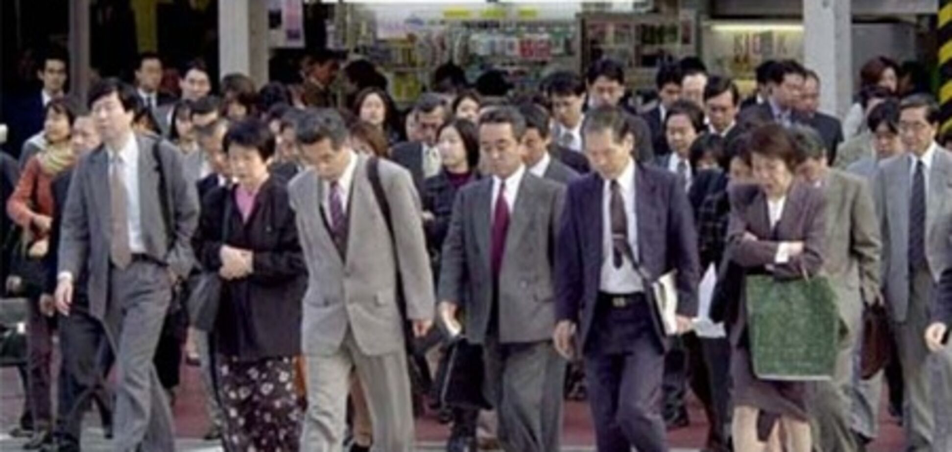 Японские госслужащие отказываются от галстуков