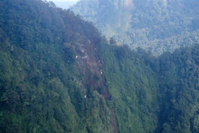 Крупных фрагментов SSJ-100 на фото не видно